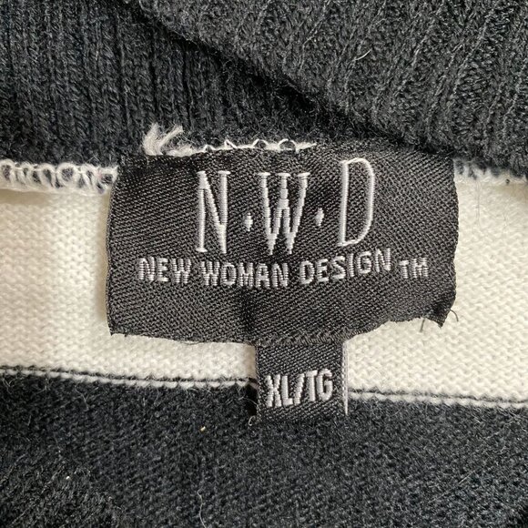 NWD Sweater Womens Size XL Black/White 100% Acrylic Striped Pullover Mock Neck - Picture 5 of 8